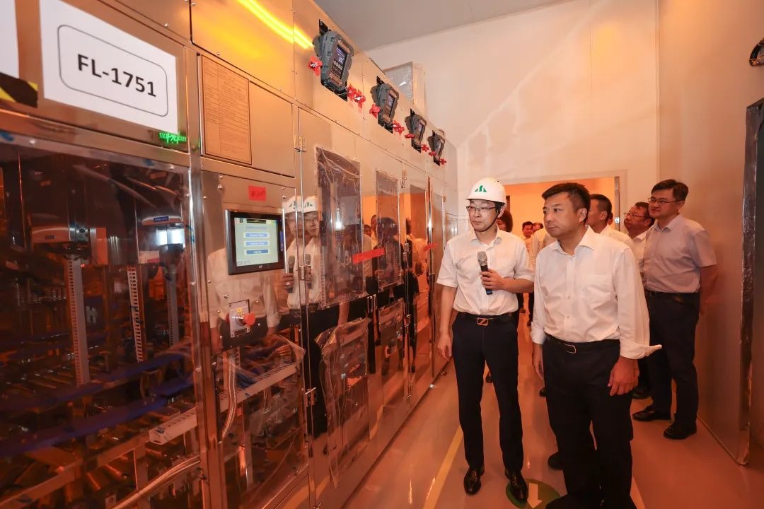 我市二季度重大項目觀摩助推電子專用設備銷售創新高